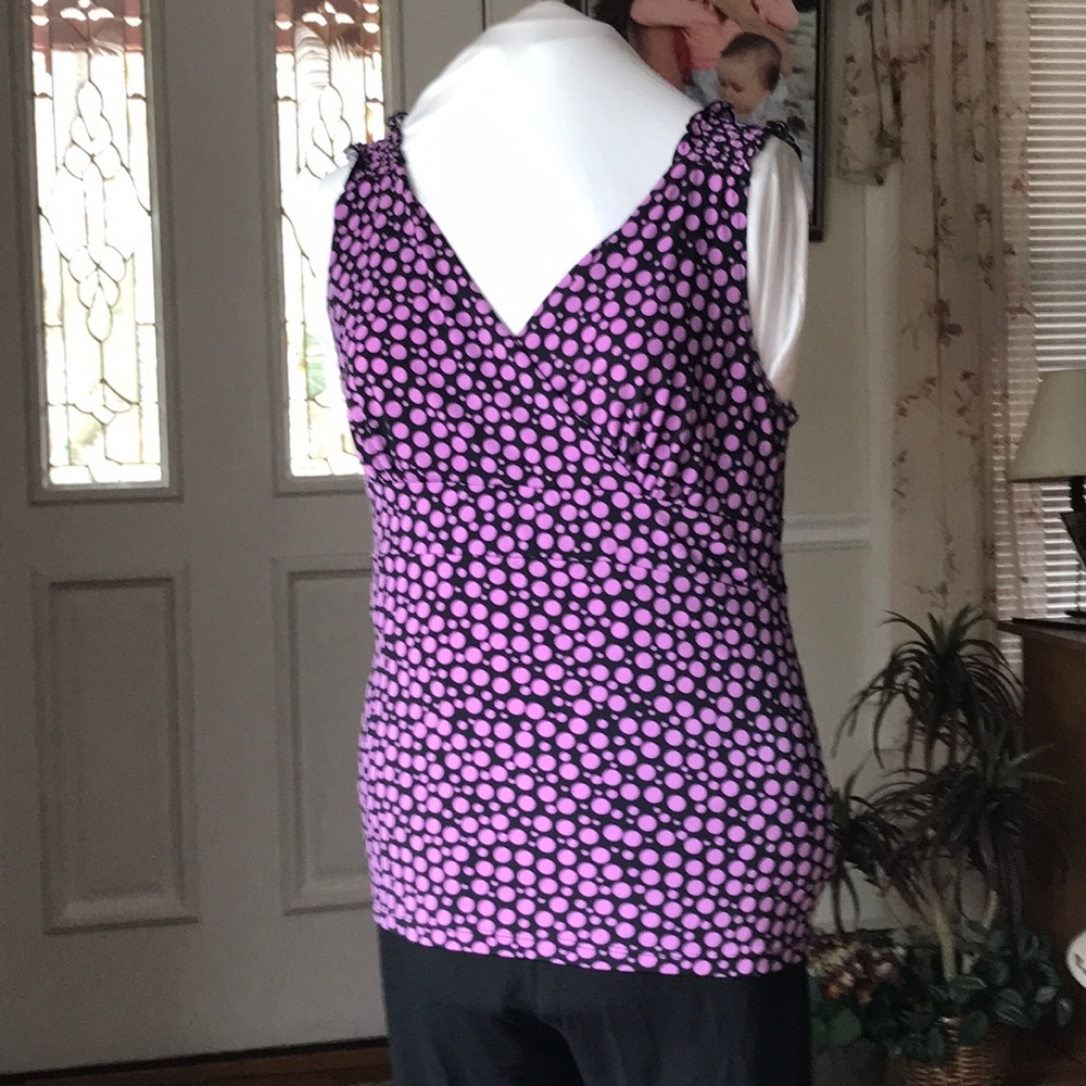 Sleeveless purple polka dot top L